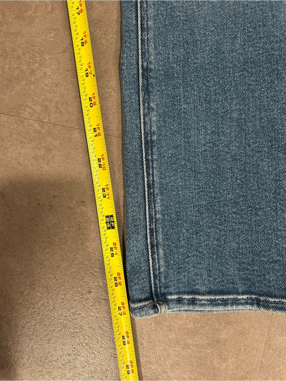 MOTHER The Mid Rise Dazzler Crop Jeans Size 30 - Picture 4 of 8